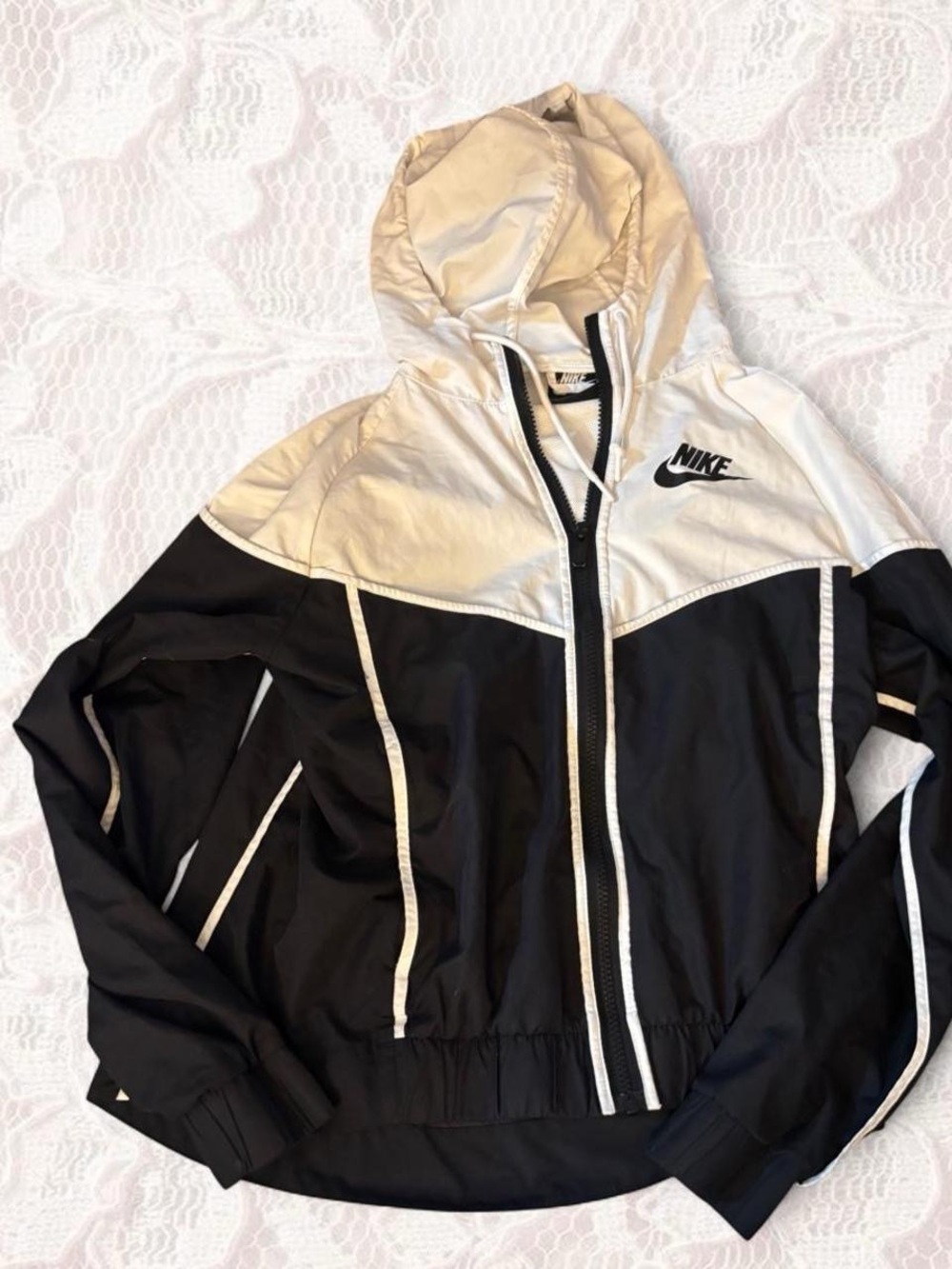 Nike Women's Black & Cream Hooded Windbreaker Jacket